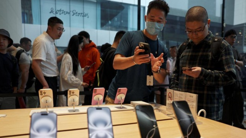 Bocoran iPhone Lipat Mulai Beredar, Kapan Rilisnya?